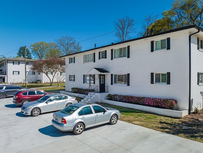 Foto del edificio - 615 3rd Ave