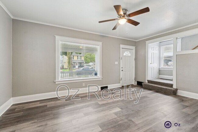 Foto del edificio - 436 Danberry St