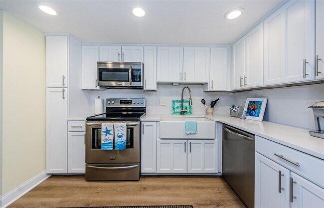 Building Photo - 17400 Gulf Blvd