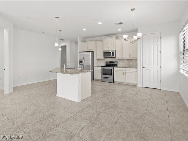 Foto del edificio - 26141 Palace Ln