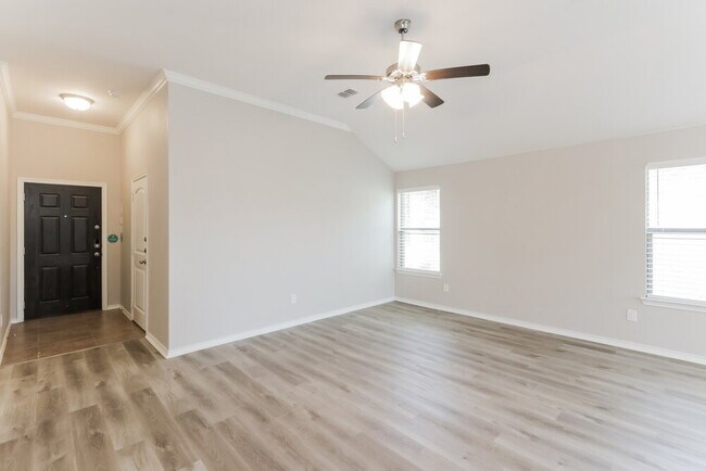 Foto del edificio - 318 Billy Wickliffe Dr