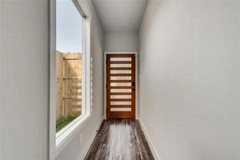 Building Photo - 2226 Dyson St