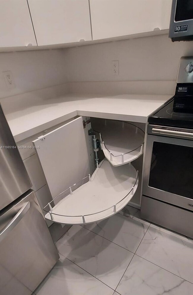 Building Photo - 731 Vista Isles Dr