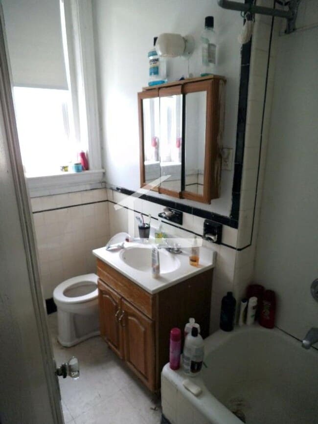 Photo - 1820 Commonwealth Ave Apartment