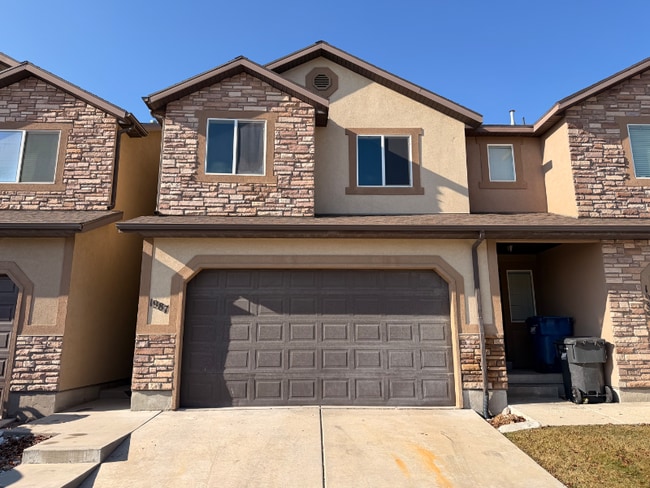 Building Photo - 1987 Churchill Dr