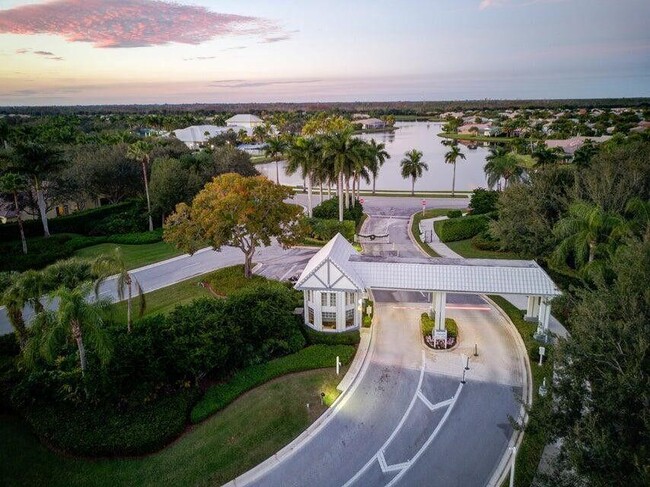 Building Photo - 2405 Windjammer Way