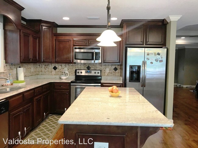 Foto del edificio - 3 br, 2 bath House - 4049 Nelson Hill