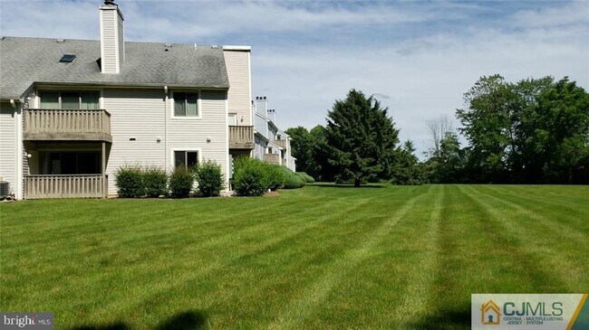 Building Photo - 1103 Aspen Dr