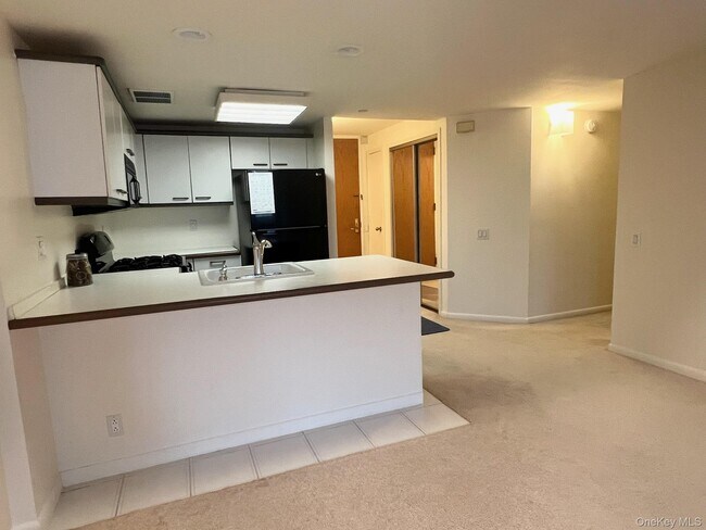 Foto del edificio - 50 E Hartsdale Ave