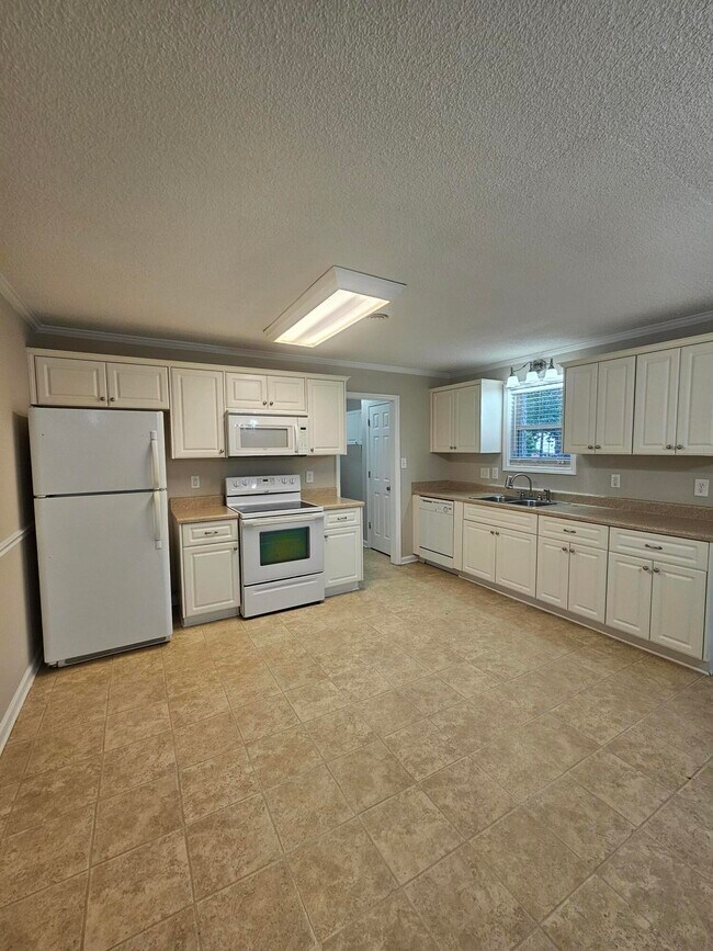 Building Photo - 3308 Westcliffe Ct