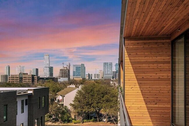 Foto del edificio - 900 S 1st St