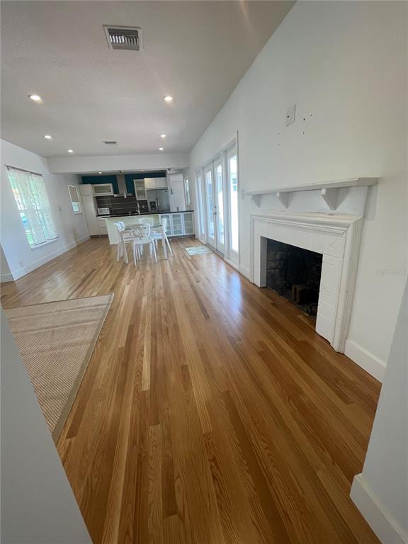 Building Photo - 3411 DE BAZAN Ave