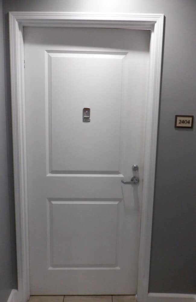 Building Photo - Allure 24th Floor Strip View and Furnished