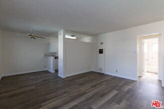 Building Photo - 1295 Federal Ave