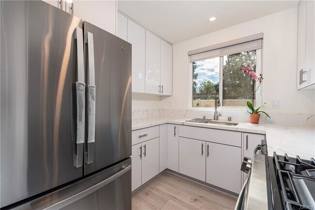 Foto del edificio - 6201 Shoup Ave