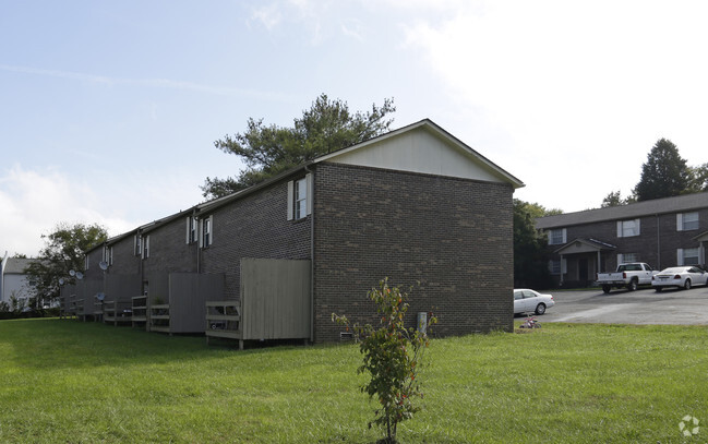 Building Photo - Bramblewood Townhomes