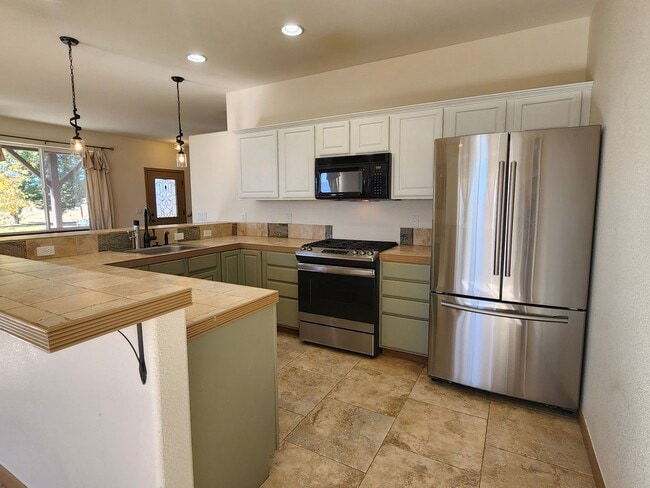 Foto del edificio - 2185 Quail Valley Ln