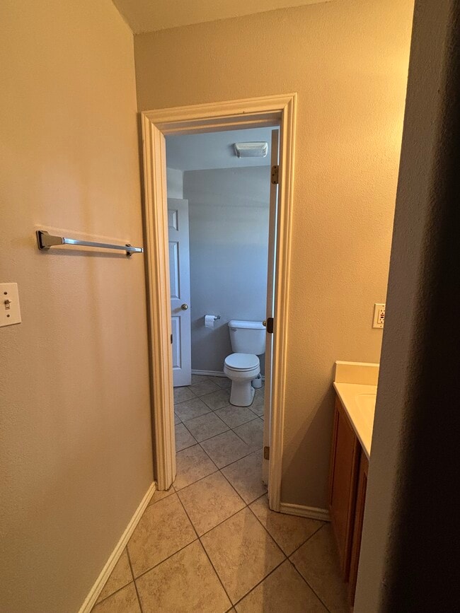 Building Photo - 3507 San Roman St