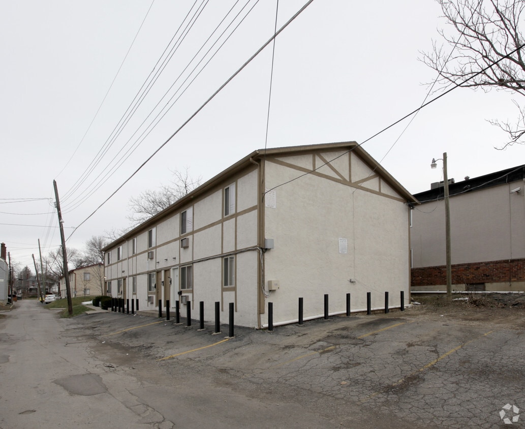 Primary Photo - 343-351 E 13th Ave