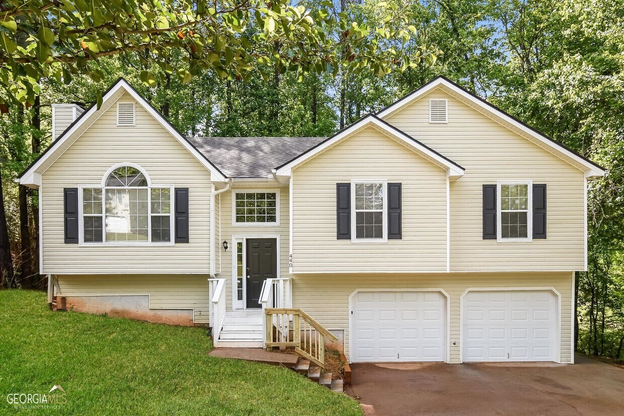 Primary Photo - 440 Emerald Pines Dr