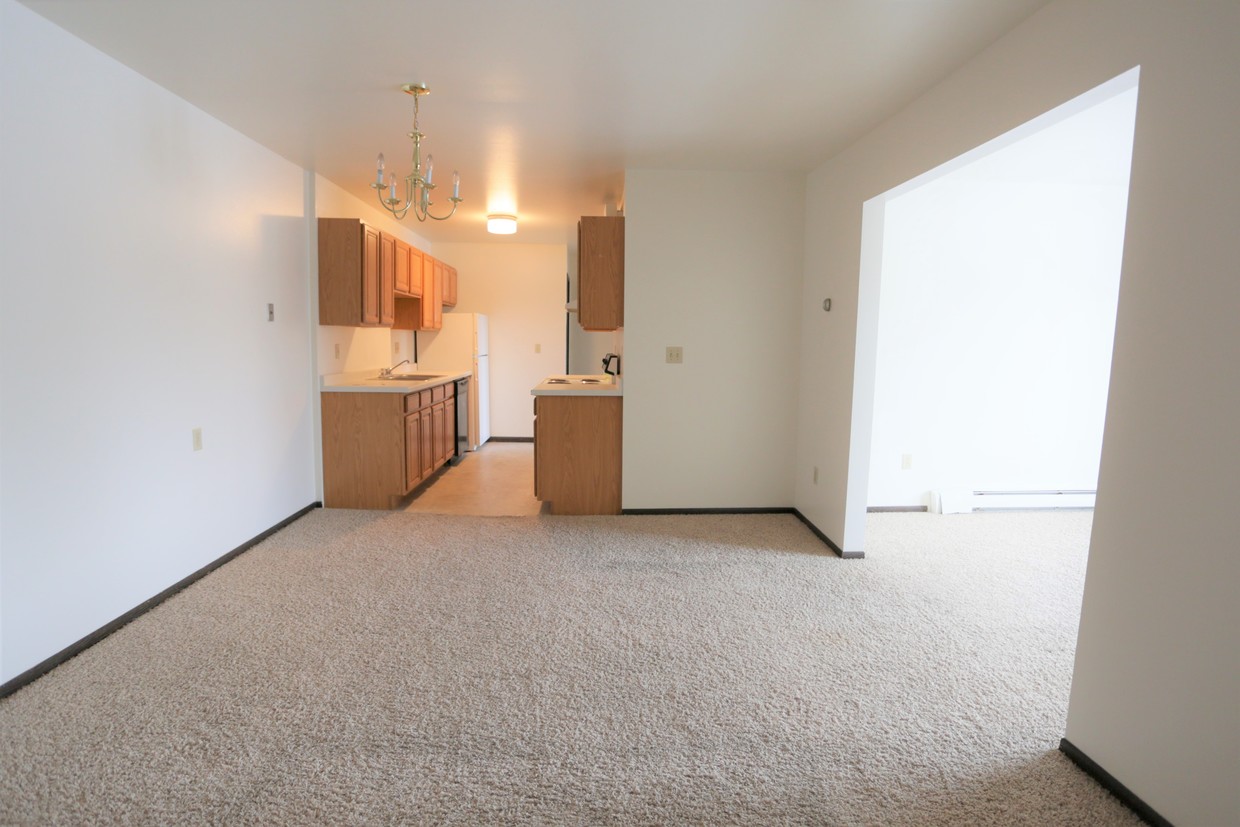 Primary Photo - Stratford Apartments