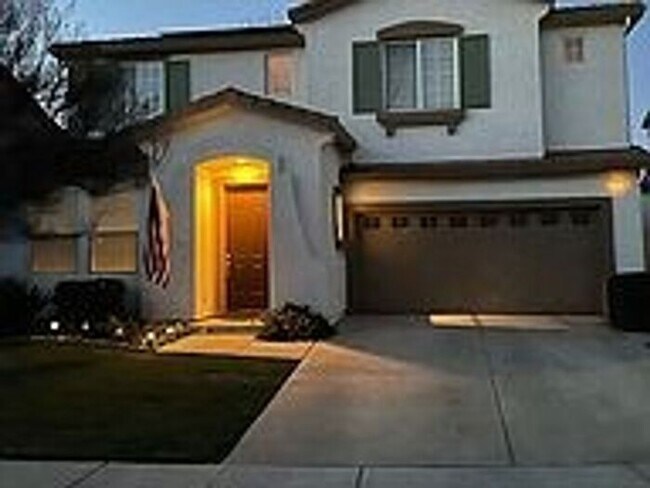 Building Photo - 849 Alpina Ct