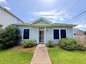 Building Photo - 1703 Nichole Woods Dr