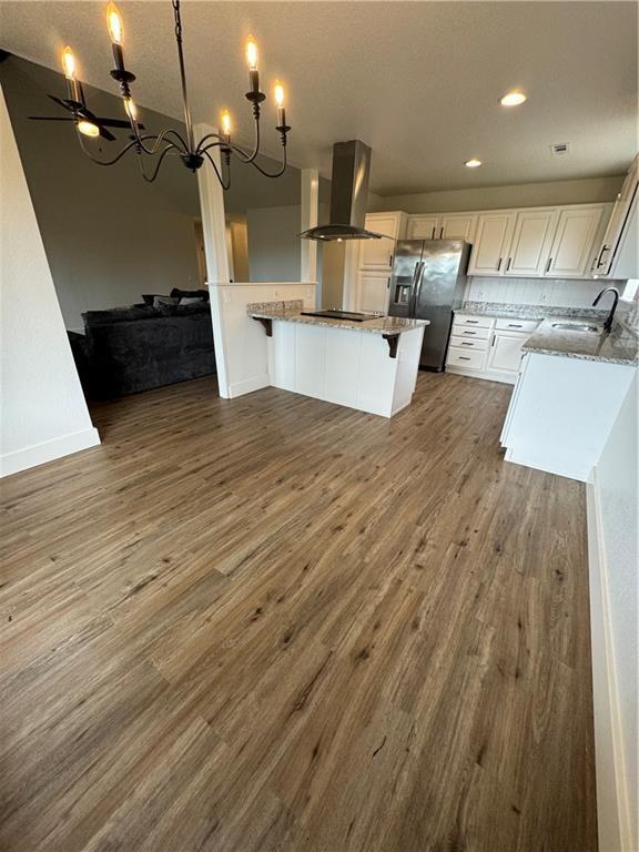 Building Photo - 106 SW Apple Blossom