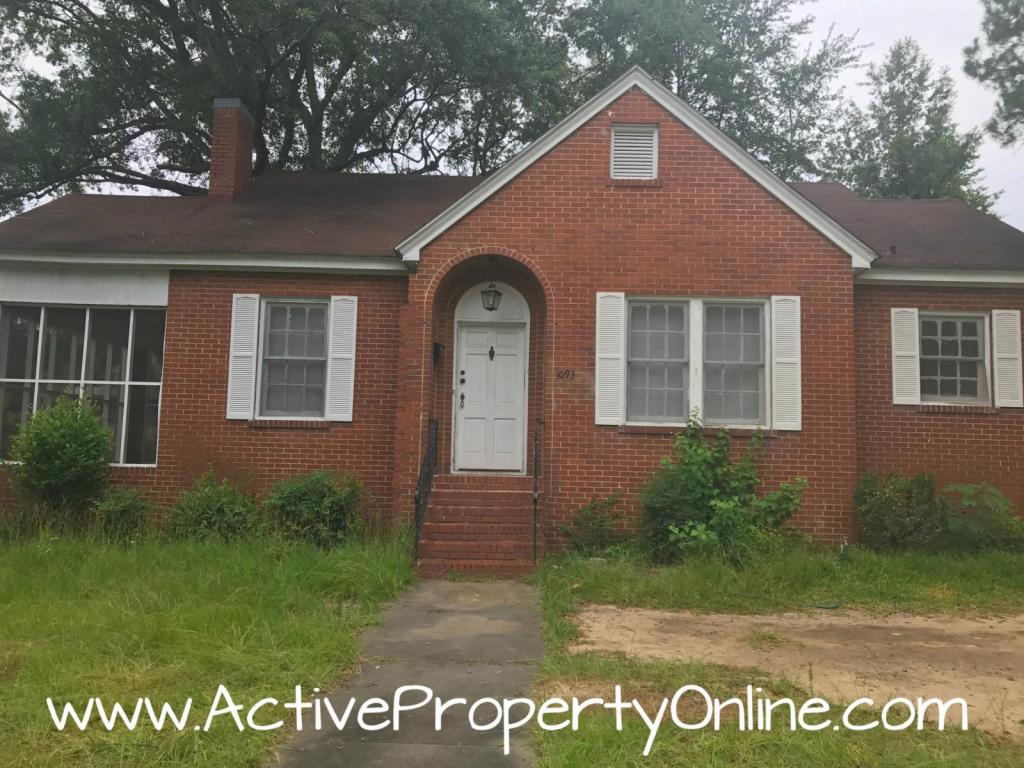 Primary Photo - 1093 Crescent Ave