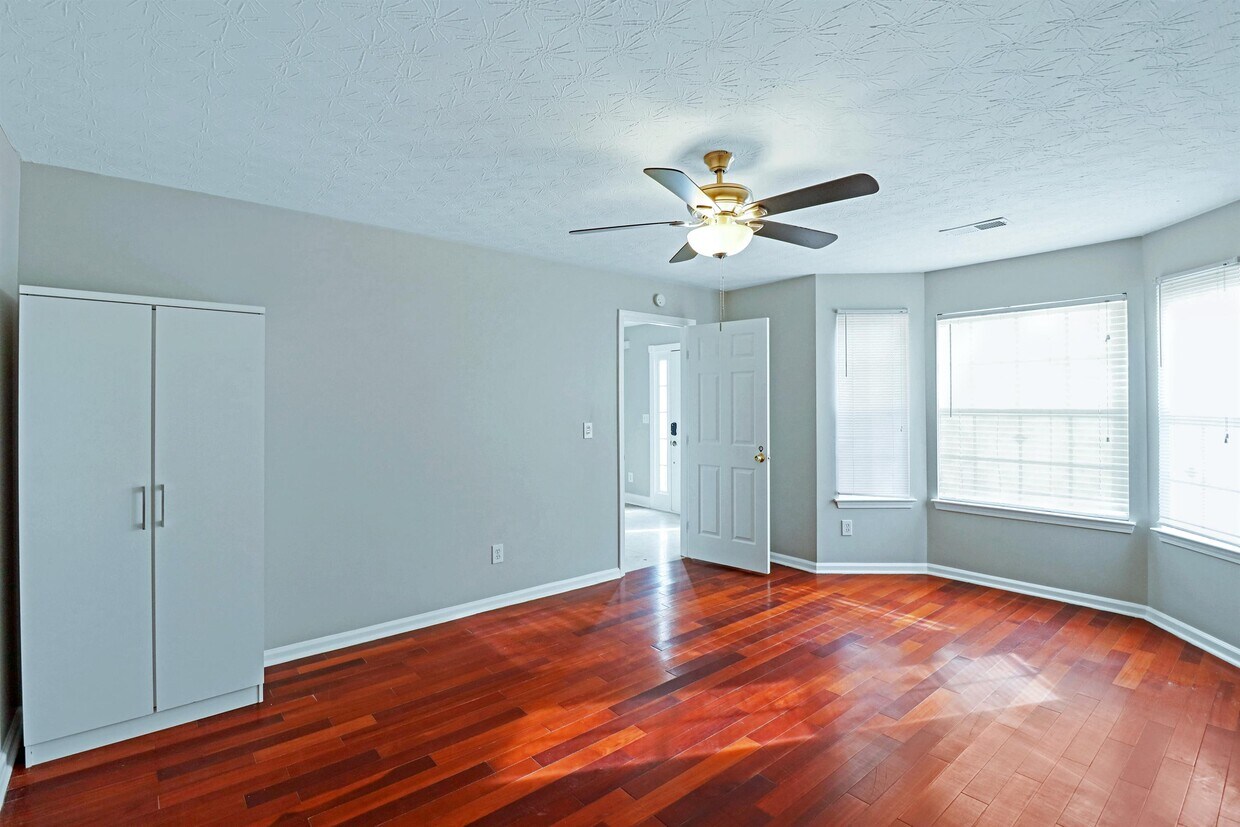 Foto principal - 1310 Labrador LaneBEDROOM 1A - 809559