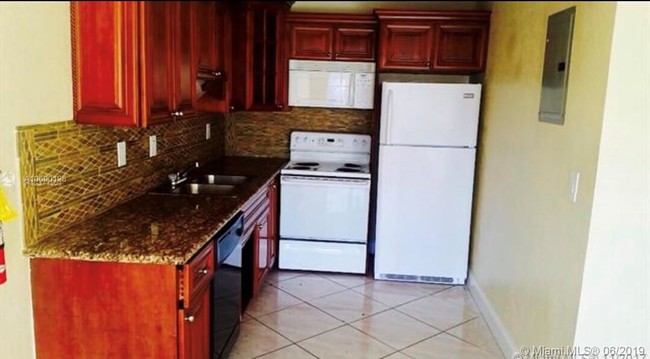 Foto del edificio - 2200 NW 15th Ave