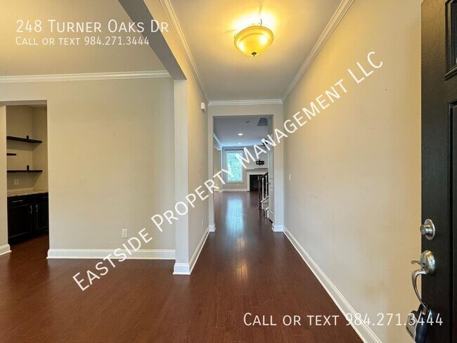 Building Photo - 248 Turner Oaks Dr