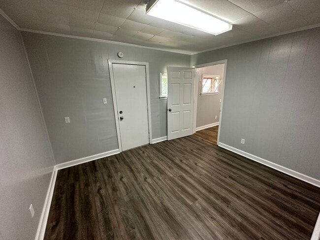 Building Photo - 1 Bedroom 1 Bath Apartment in Murray