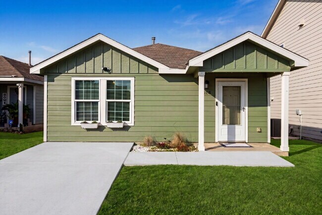 Building Photo - Stylish One Story Living with Modern Upgrades and Resort Style Amenities
