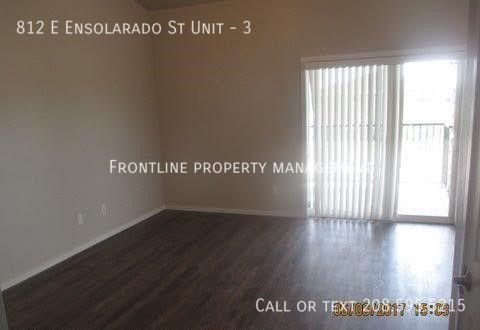 Building Photo - Nice newer unit close to shopping!