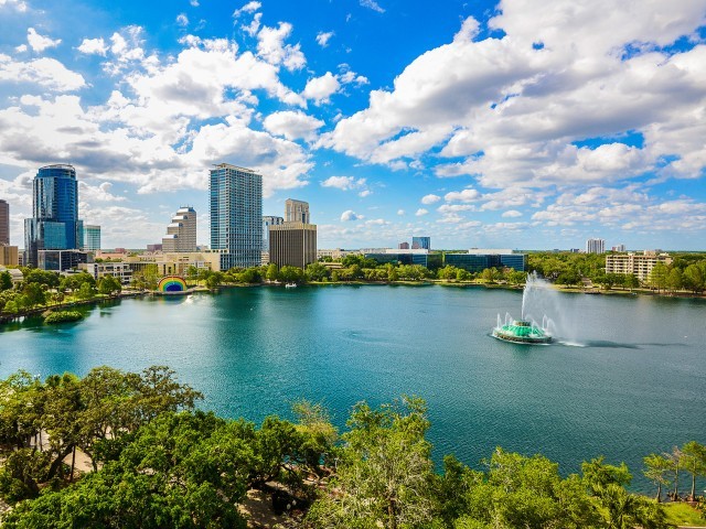 Paramount On Lake Eola Apartments - Orlando, Fl 