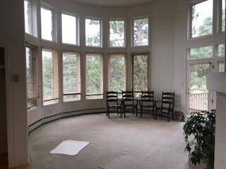 Foto del edificio - 941 Sleepy Hollow Road