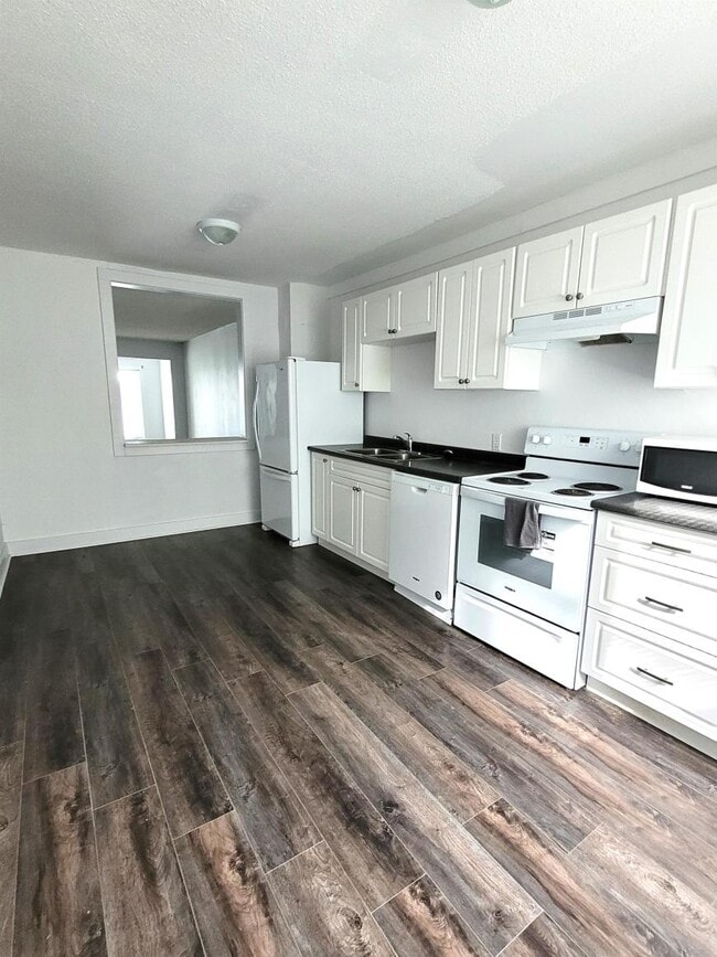 Photo du bâtiment - 2 bedroom in Prince Rupert BC V8J 1A9