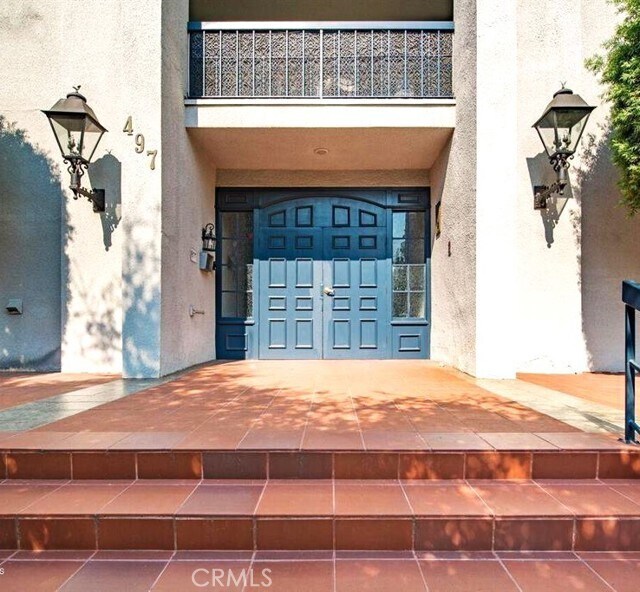 Building Photo - 497 S El Molino Ave