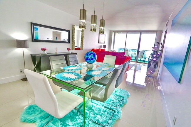 Glass kitchen table - 4001 S Ocean Dr