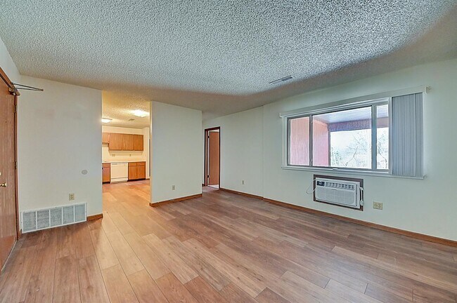 Foto del edificio - 34 Lincoln Ave