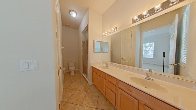 Building Photo - Home with water views in Patriots Landing
