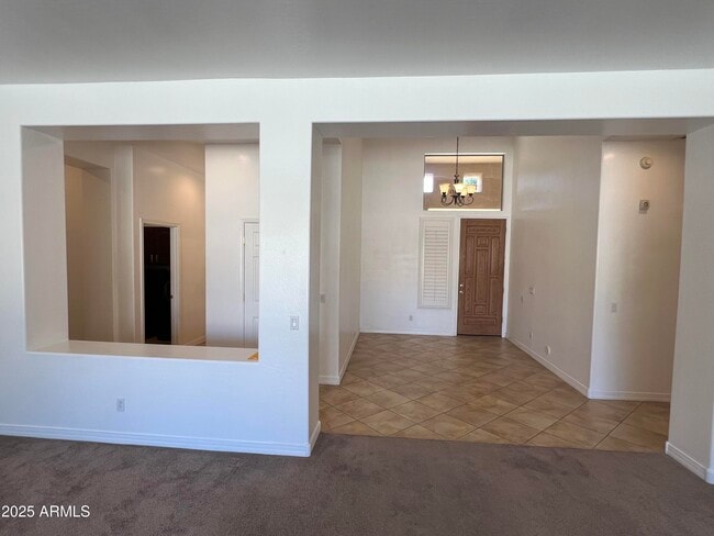 Building Photo - 15494 W Meadowbrook Ave