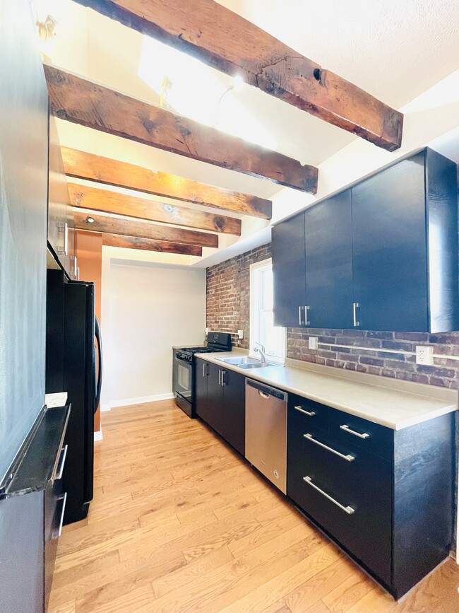 Foto del edificio - 4213 Butler St