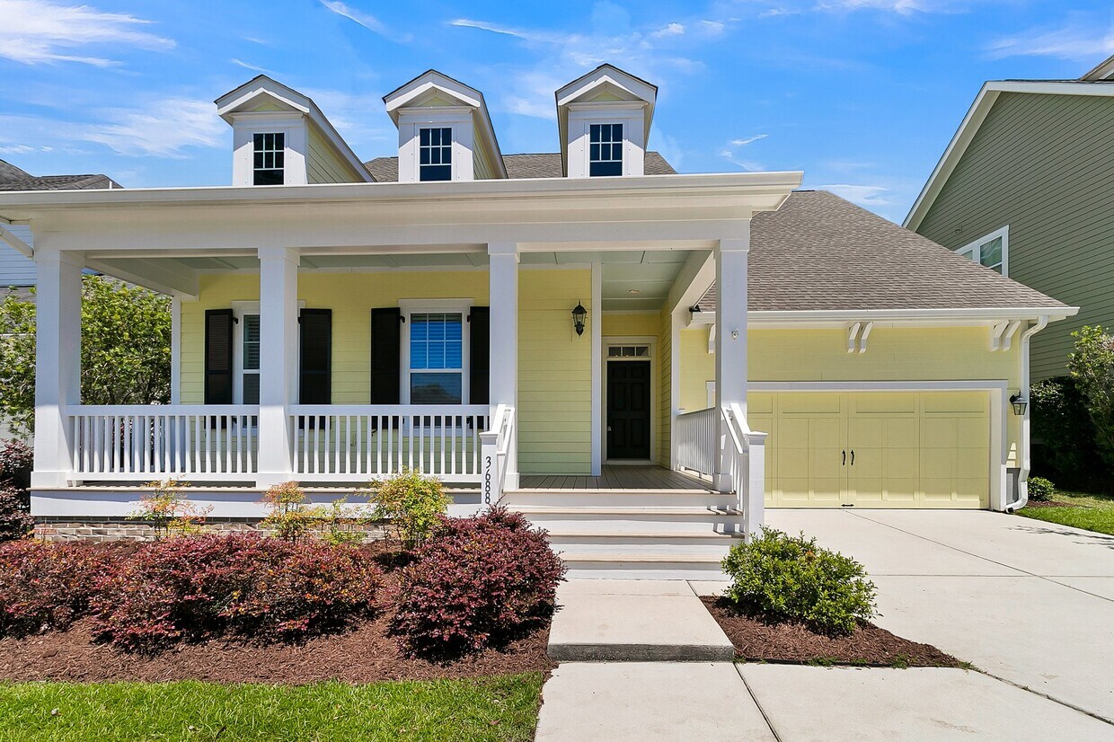 Primary Photo - 3688 Maidstone Dr