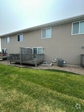Building Photo - 1121 Prairie Rose Dr SW