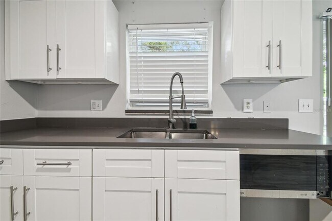 Foto del edificio - 3679 Sugarcreek Dr