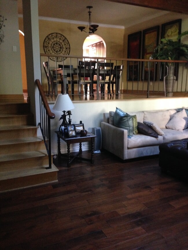 living area - 11774 Moorpark St