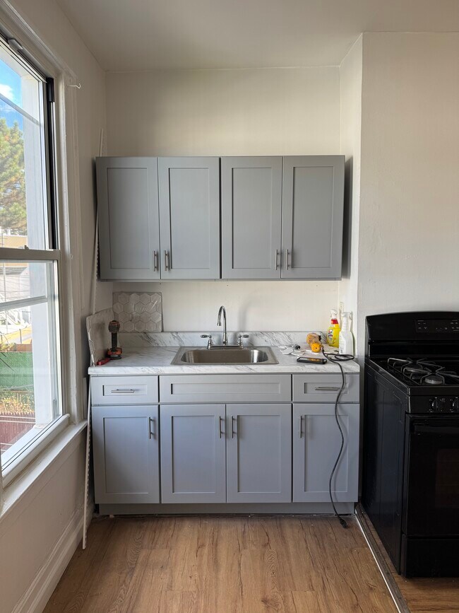 Foto del edificio - 7329 69th Pl