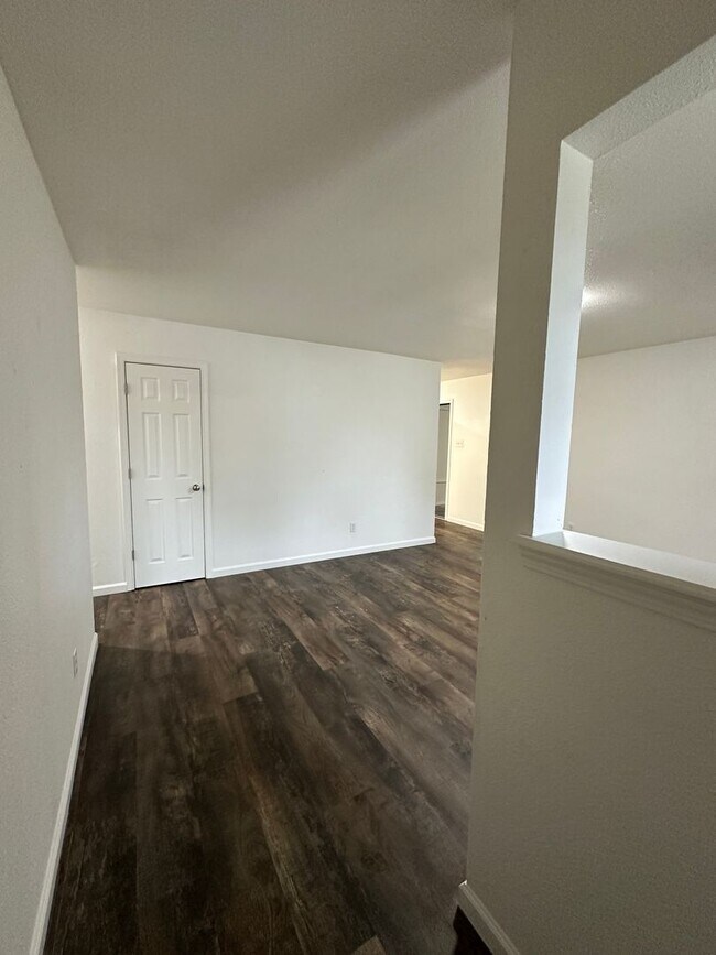 Foto del edificio - Kinkead Duplex